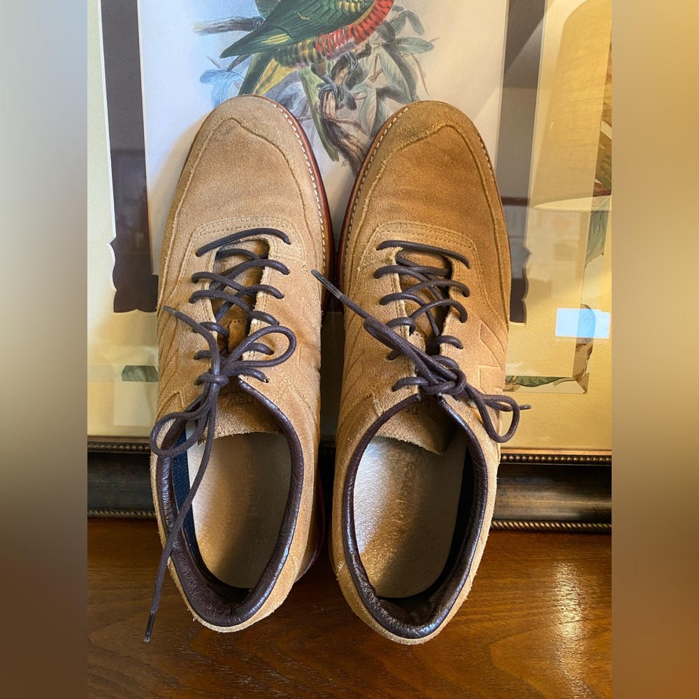 Men’s Suede Oxford New Balance Lace Up Camel Rubber Sold Size 10 EUC